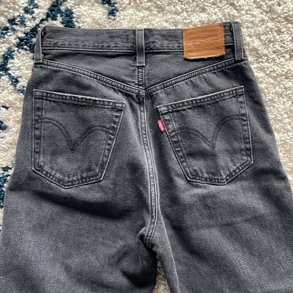 High Waisted Wide Leg Levis - Picture 4 of 5